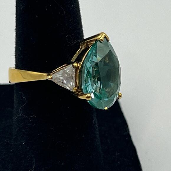 Stunning Pear Cut Ceylon Green Spinel  & Diamond Ring in 14k gold over 925 - Picture 4 of 5
